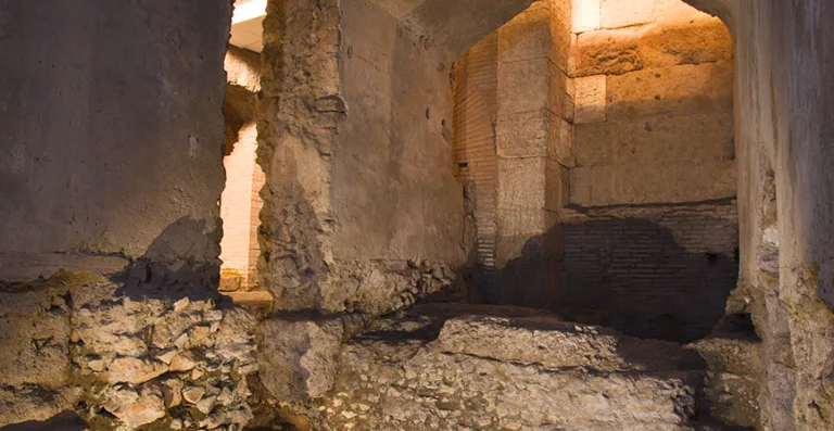 Porticus Minucia Frumentaria