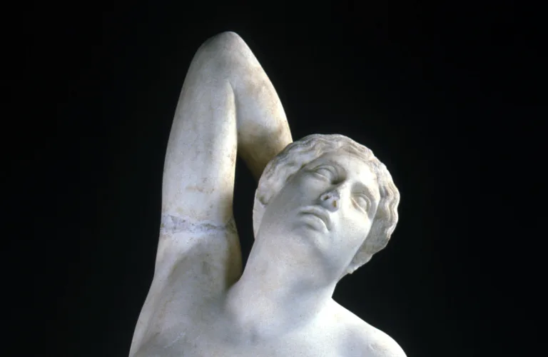 Statua di fanciulla ferita, cosiddetta Niobide dagli Horti Sallustiani, particolare