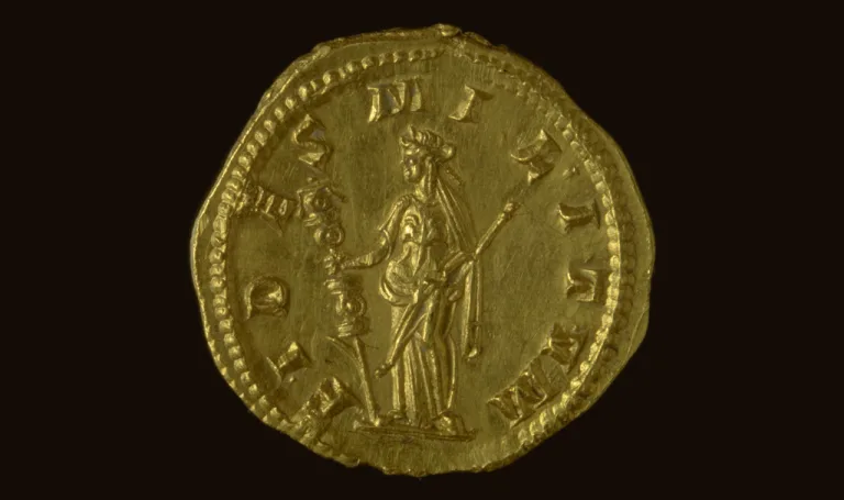 Roma. Aureo di Gordiano III con raffigurazione della Fides Militum (rovescio), 238-239 d.C.