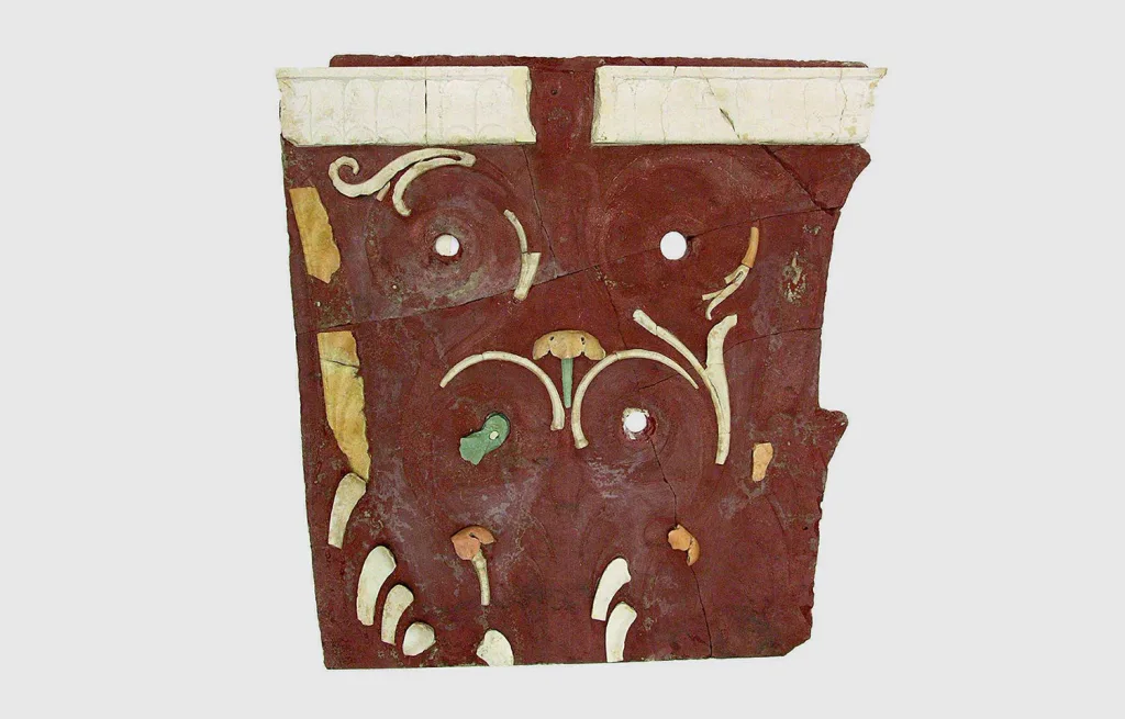 Capitello in rosso antico