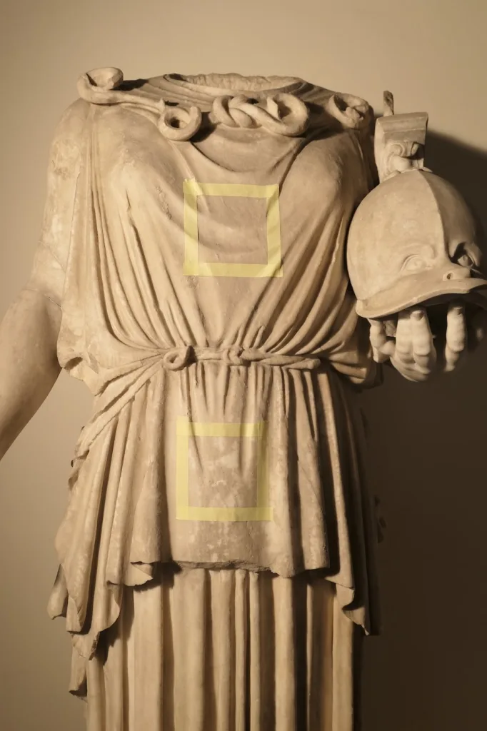 Erma di Atena prima del trattamento